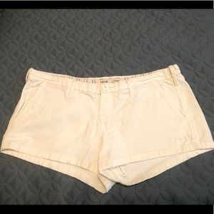 White Low Raise Abercrombie & Fitch Shorts
